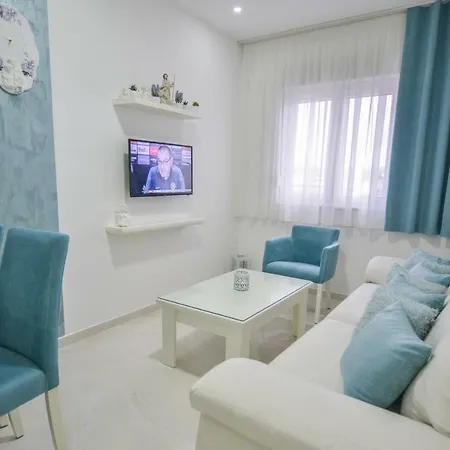 Gloria 1 Apartment *