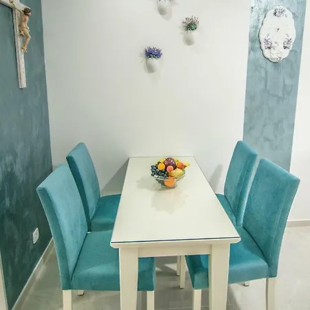 Gloria 1 Apartment